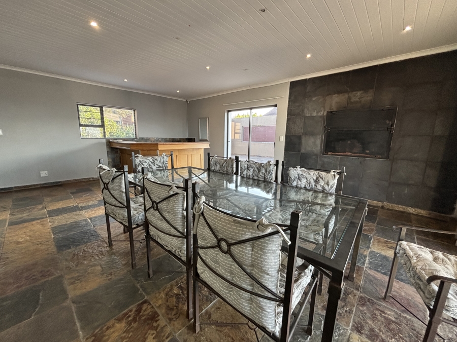 4 Bedroom Property for Sale in Humerail Eastern Cape